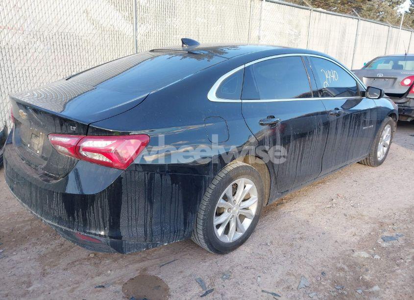 Photo 4 of 2020 Chevrolet Malibu FWD LT (VIN 1G1ZD5ST3LF095826)