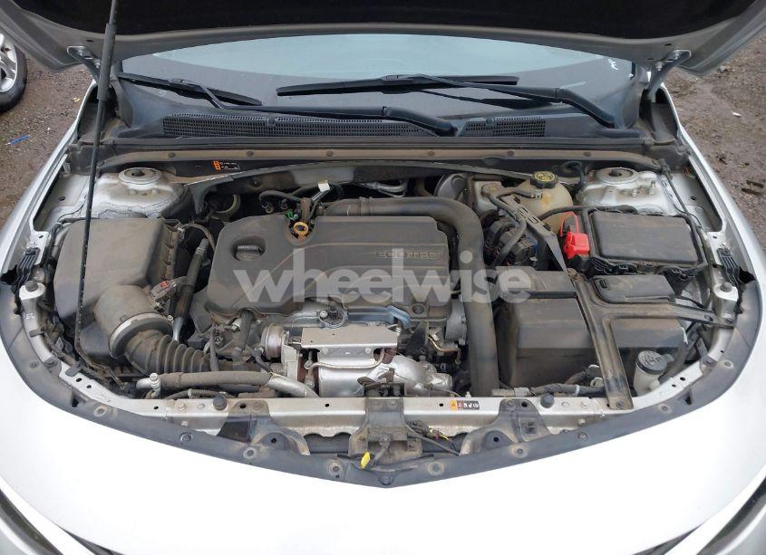 Photo 10 of 2020 Chevrolet Malibu FWD LT (VIN 1G1ZD5ST3LF098628)