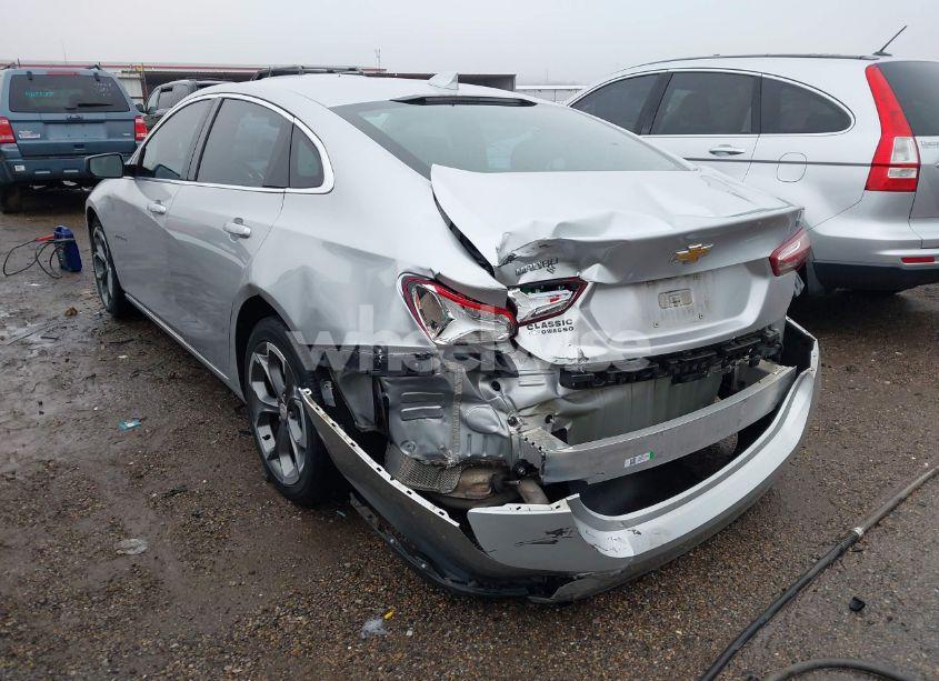 Photo 6 of 2020 Chevrolet Malibu FWD LT (VIN 1G1ZD5ST3LF098628)