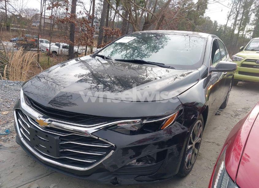 Photo 2 of 2020 Chevrolet Malibu FWD LT (VIN 1G1ZD5ST3LF102547)