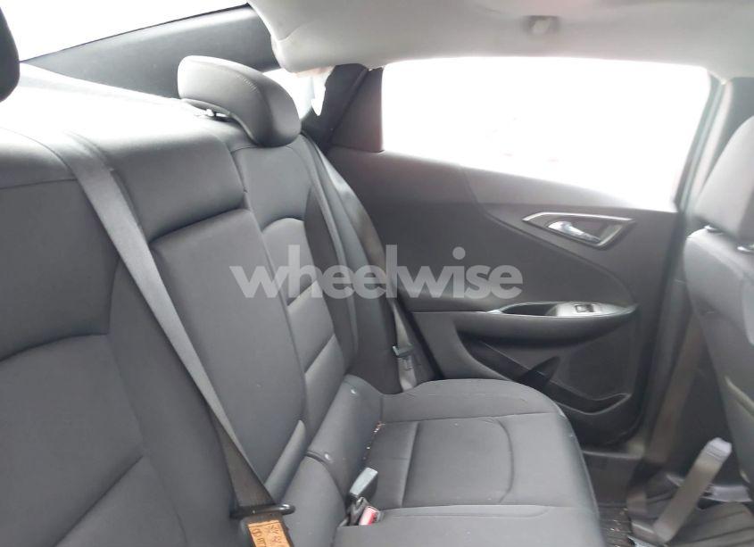 Photo 8 of 2020 Chevrolet Malibu FWD LT (VIN 1G1ZD5ST3LF102547)