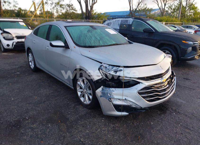 2020 Chevrolet Malibu FWD LT (VIN 1G1ZD5ST3LF103472) main photo