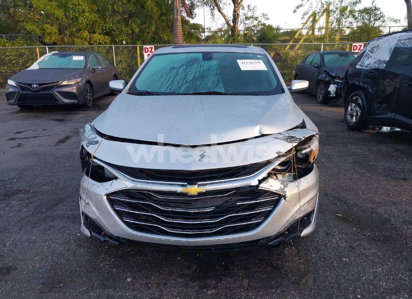 Photo 12 of 2020 Chevrolet Malibu FWD LT (VIN 1G1ZD5ST3LF103472)