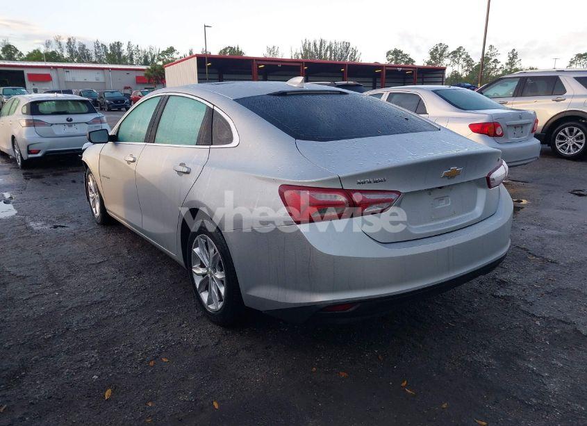 Photo 3 of 2020 Chevrolet Malibu FWD LT (VIN 1G1ZD5ST3LF103472)