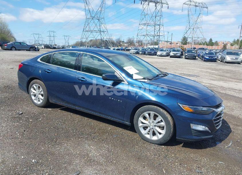 2020 Chevrolet Malibu FWD LT (VIN 1G1ZD5ST3LF107246) main photo