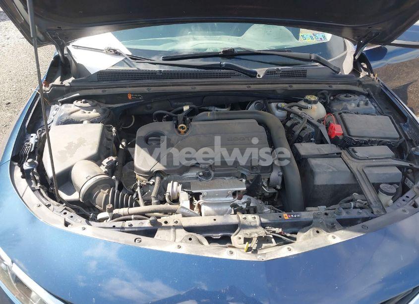 Photo 10 of 2020 Chevrolet Malibu FWD LT (VIN 1G1ZD5ST3LF107246)