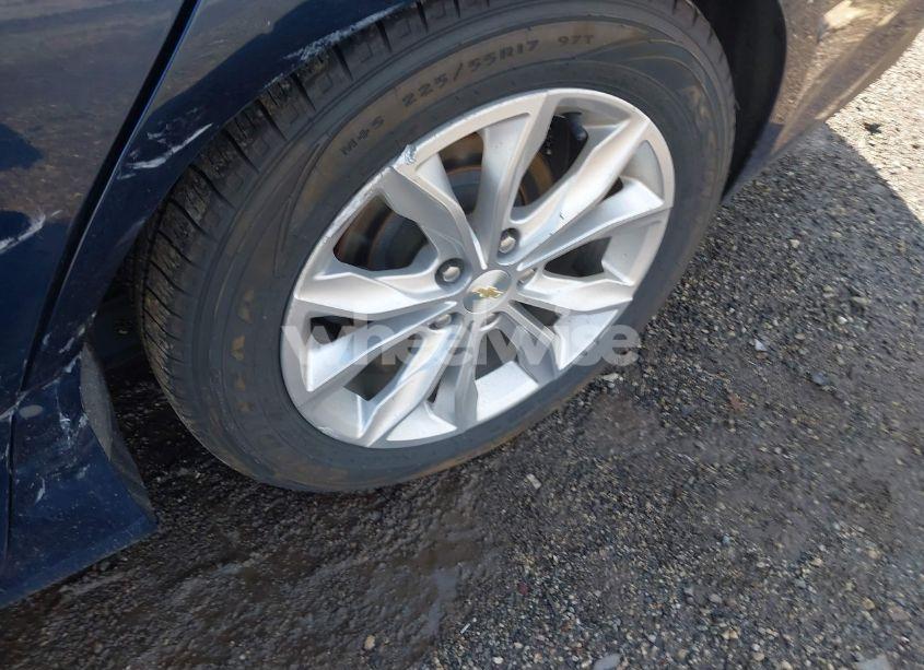 Photo 12 of 2020 Chevrolet Malibu FWD LT (VIN 1G1ZD5ST3LF107246)