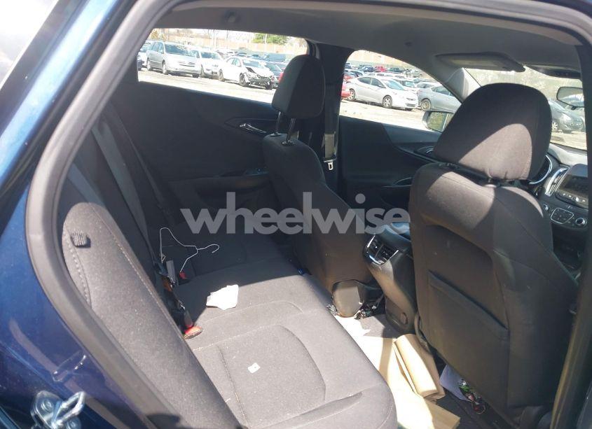 Photo 8 of 2020 Chevrolet Malibu FWD LT (VIN 1G1ZD5ST3LF107246)