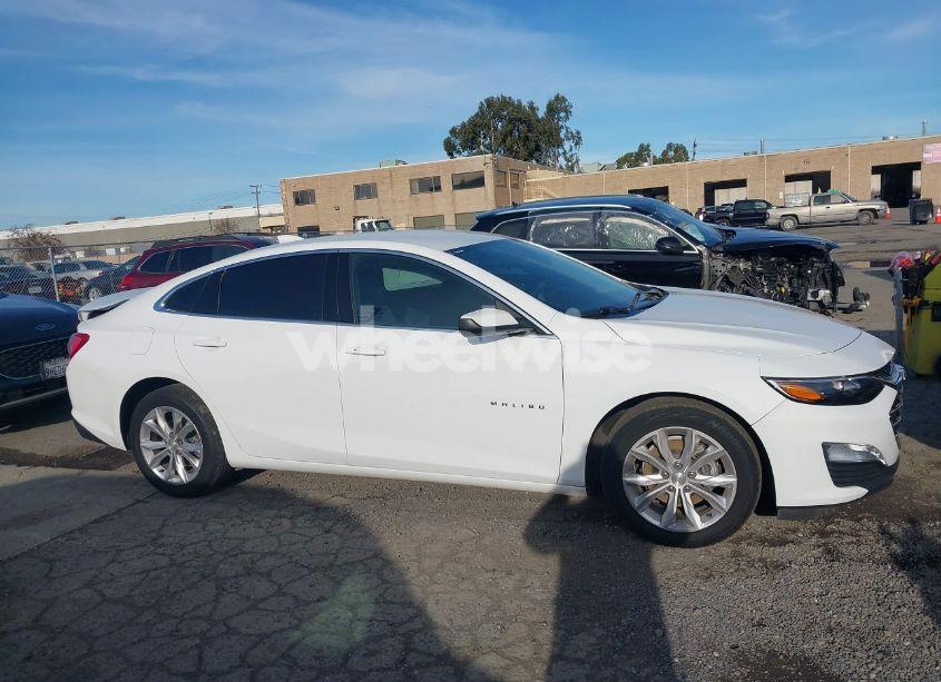Photo 13 of 2020 Chevrolet Malibu FWD LT (VIN 1G1ZD5ST3LF115668)