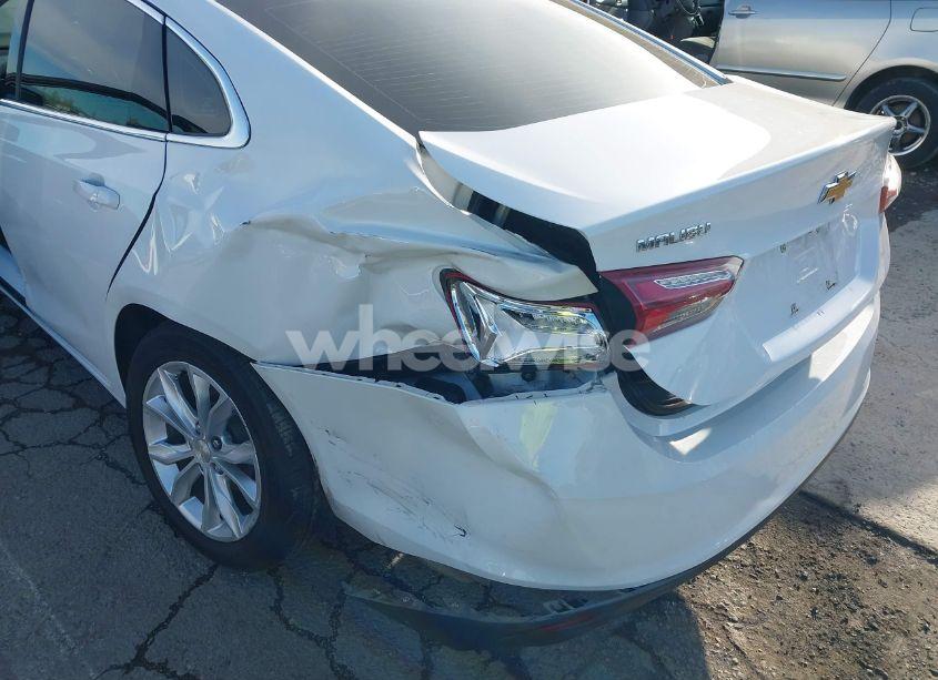 Photo 6 of 2020 Chevrolet Malibu FWD LT (VIN 1G1ZD5ST3LF115668)