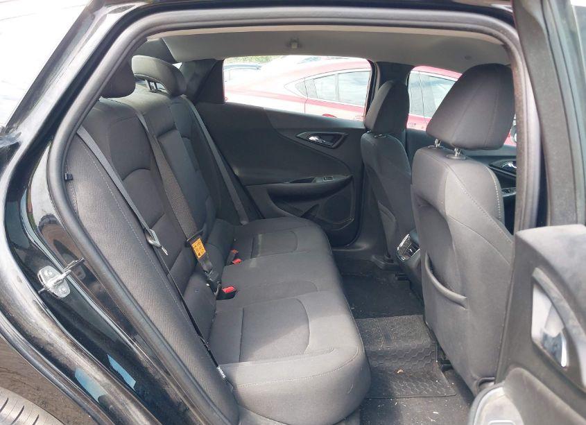 Photo 8 of 2020 Chevrolet Malibu FWD LT (VIN 1G1ZD5ST3LF117064)