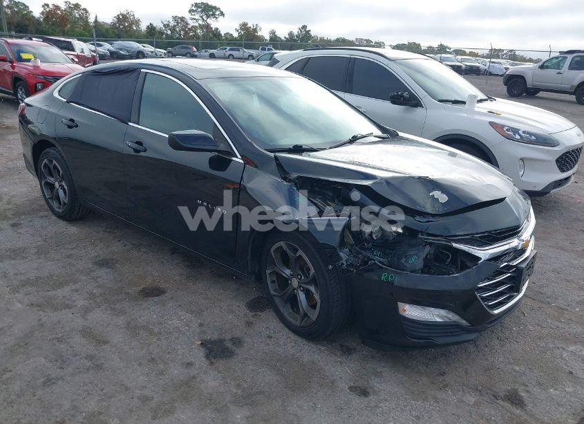 2020 Chevrolet Malibu FWD LT (VIN 1G1ZD5ST3LF122748) main photo