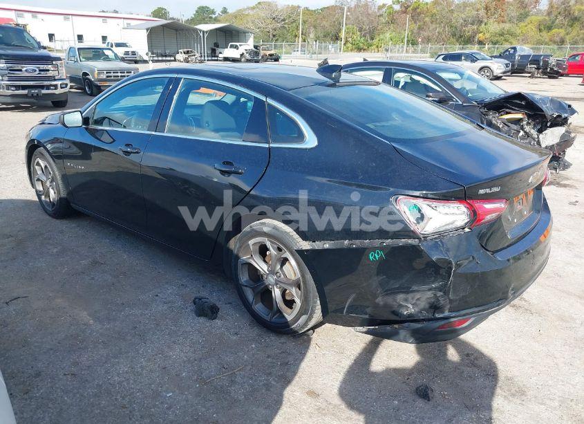 Photo 3 of 2020 Chevrolet Malibu FWD LT (VIN 1G1ZD5ST3LF122748)