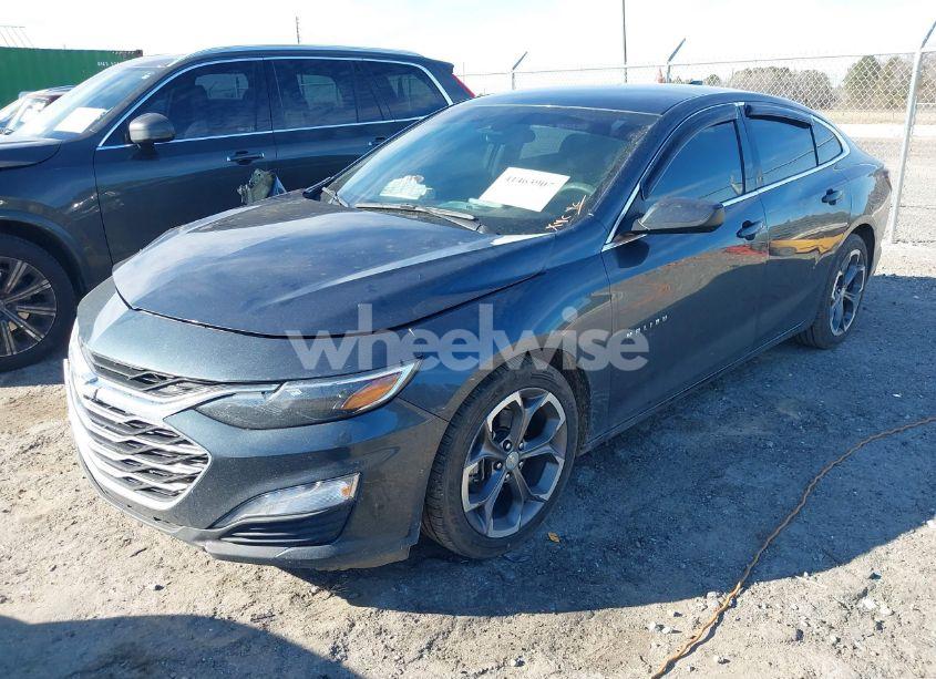 Photo 2 of 2020 Chevrolet Malibu FWD LT (VIN 1G1ZD5ST3LF148783)