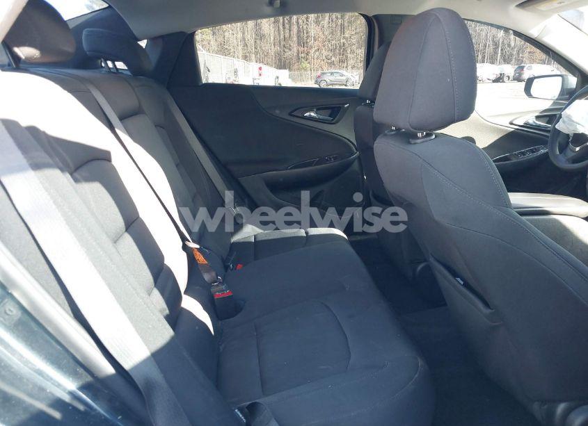 Photo 8 of 2020 Chevrolet Malibu FWD LT (VIN 1G1ZD5ST3LF148783)