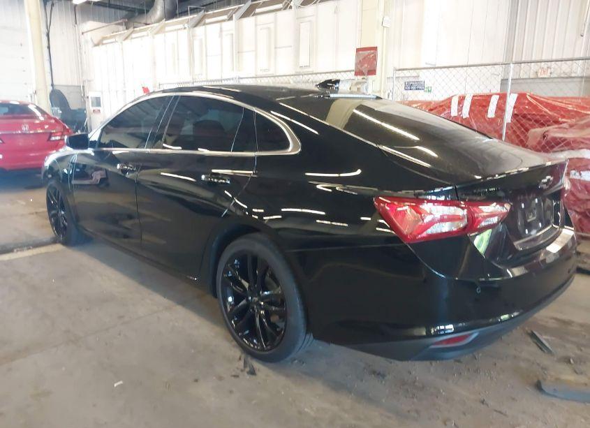 Photo 3 of 2020 Chevrolet Malibu FWD LT (VIN 1G1ZD5ST3LF151327)