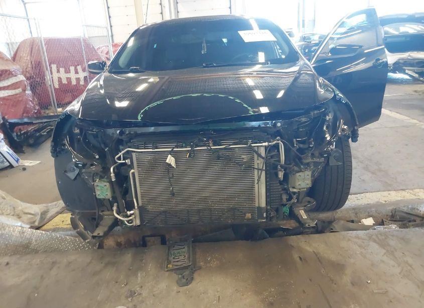 Photo 6 of 2020 Chevrolet Malibu FWD LT (VIN 1G1ZD5ST3LF151327)