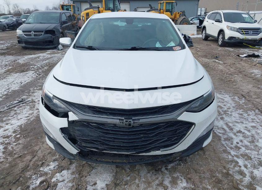 Photo 12 of 2020 Chevrolet Malibu FWD LT (VIN 1G1ZD5ST3LF154695)