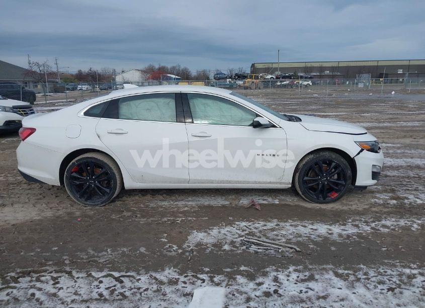 Photo 13 of 2020 Chevrolet Malibu FWD LT (VIN 1G1ZD5ST3LF154695)