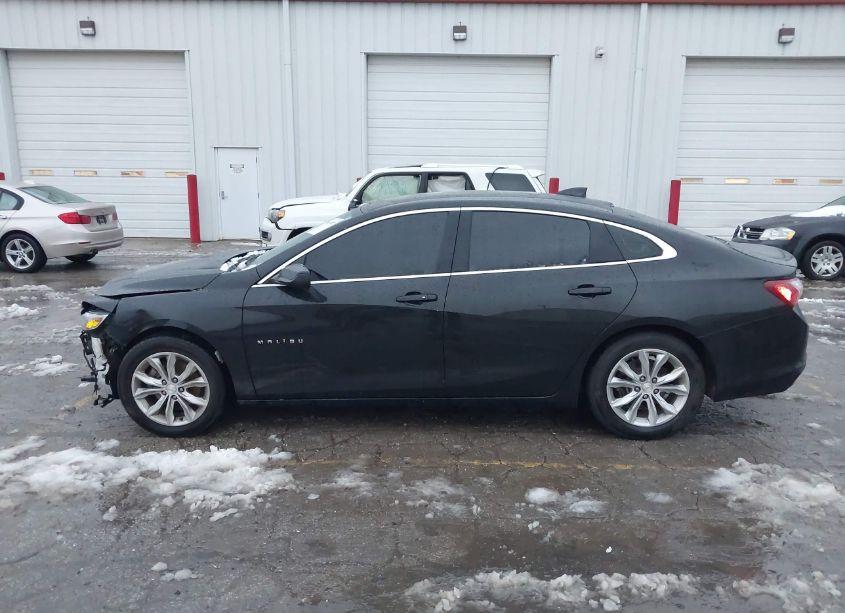 Photo 15 of 2021 Chevrolet Malibu FWD LT (VIN 1G1ZD5ST3MF006564)