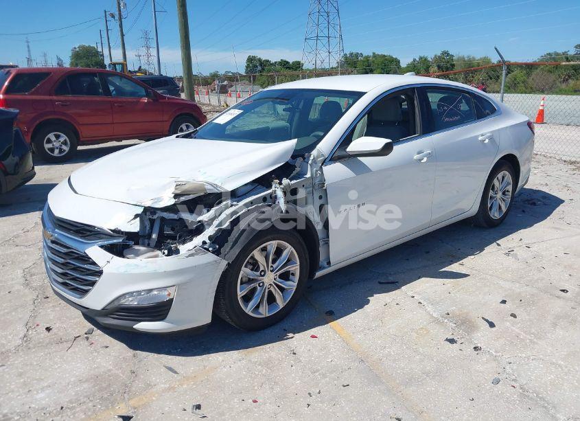 Photo 2 of 2021 Chevrolet Malibu FWD LT (VIN 1G1ZD5ST3MF010646)