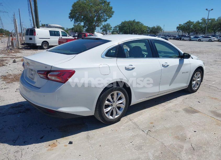 Photo 4 of 2021 Chevrolet Malibu FWD LT (VIN 1G1ZD5ST3MF010646)