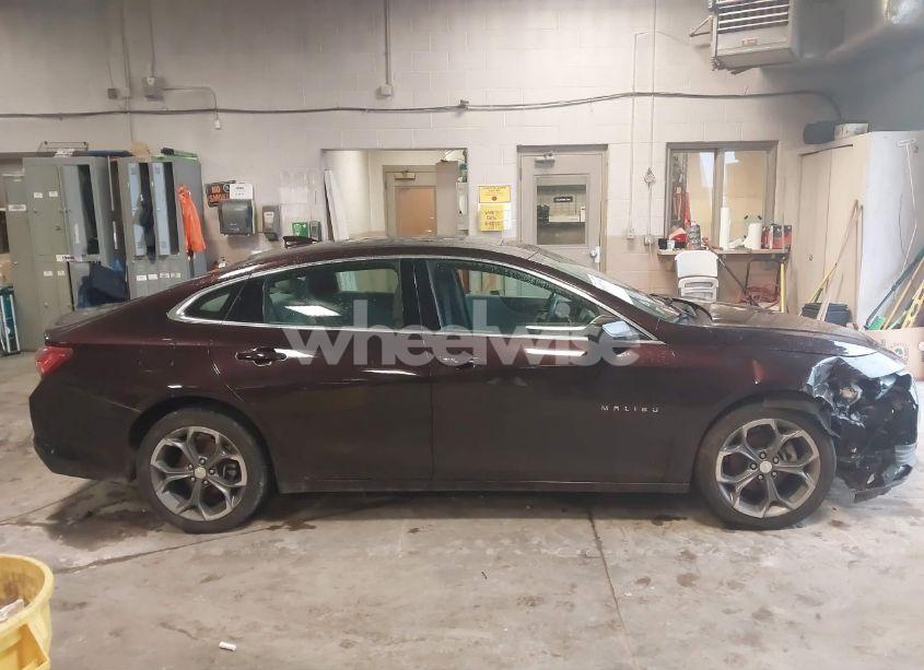 Photo 13 of 2021 Chevrolet Malibu FWD LT (VIN 1G1ZD5ST3MF015524)