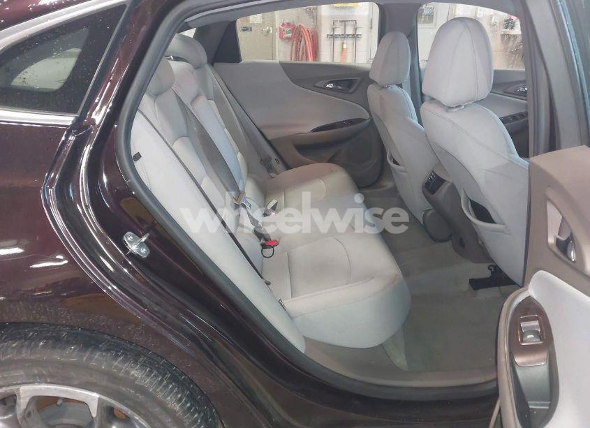 Photo 8 of 2021 Chevrolet Malibu FWD LT (VIN 1G1ZD5ST3MF015524)