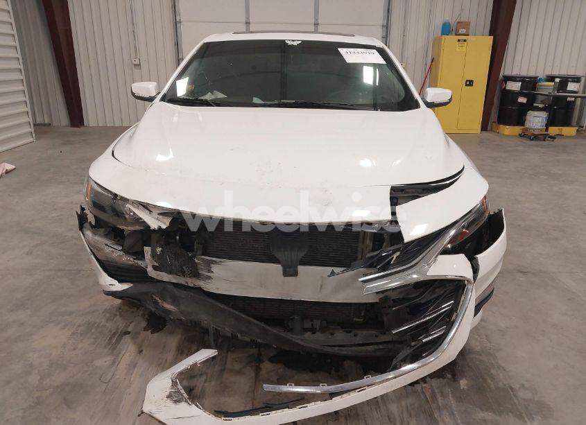 Photo 12 of 2021 Chevrolet Malibu FWD LT (VIN 1G1ZD5ST3MF025017)