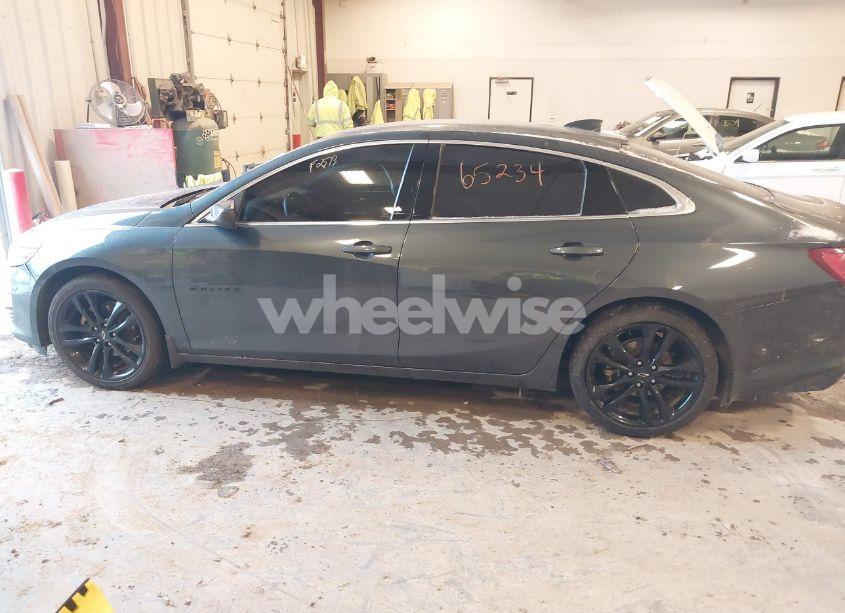 Photo 15 of 2021 Chevrolet Malibu FWD LT (VIN 1G1ZD5ST3MF067056)