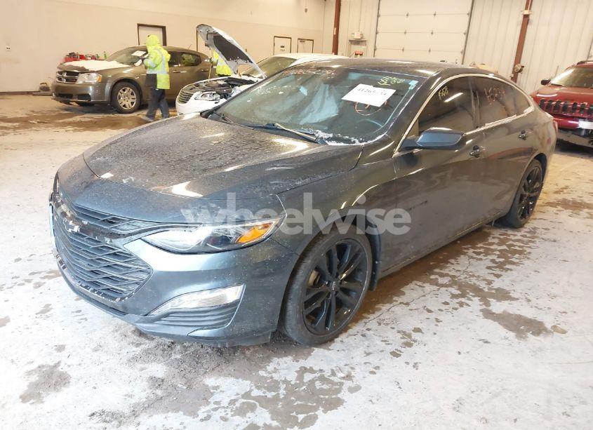 Photo 2 of 2021 Chevrolet Malibu FWD LT (VIN 1G1ZD5ST3MF067056)