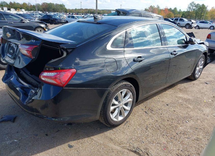 Photo 4 of 2021 Chevrolet Malibu FWD LT (VIN 1G1ZD5ST3MF070443)