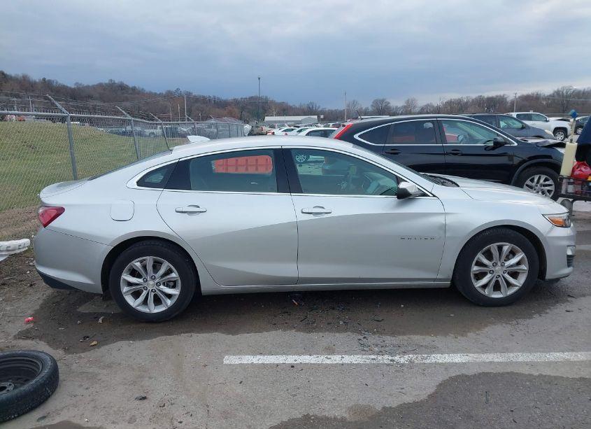 Photo 13 of 2021 Chevrolet Malibu FWD LT (VIN 1G1ZD5ST3MF071804)