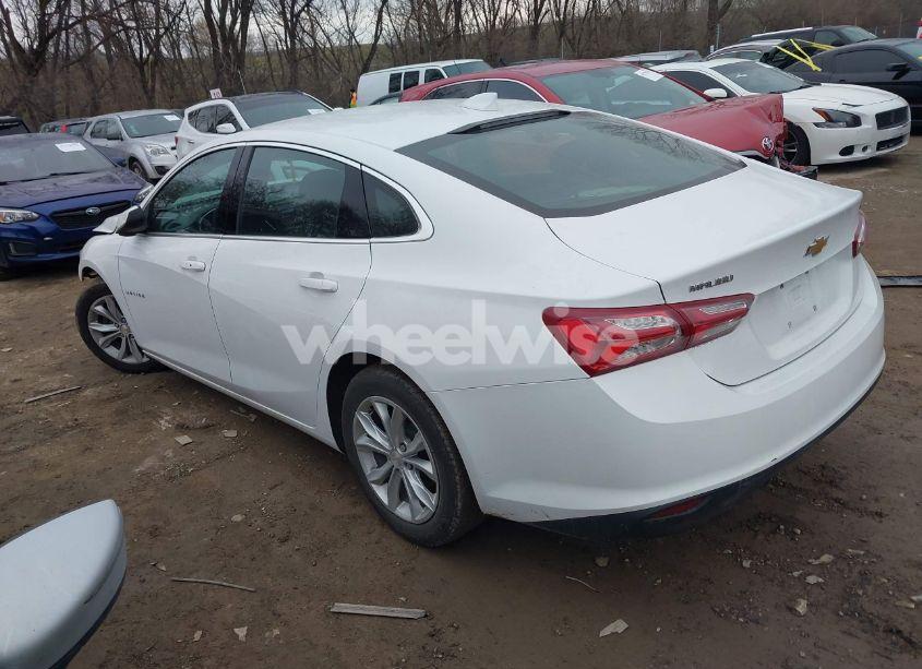Photo 3 of 2021 Chevrolet Malibu FWD LT (VIN 1G1ZD5ST3MF071821)