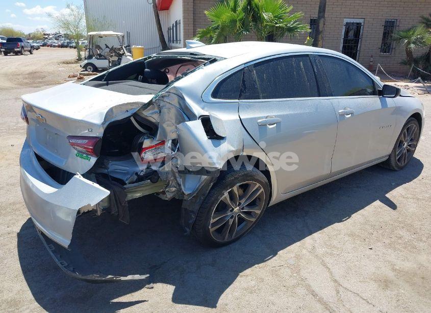 Photo 4 of 2021 Chevrolet Malibu FWD LT (VIN 1G1ZD5ST3MF077960)