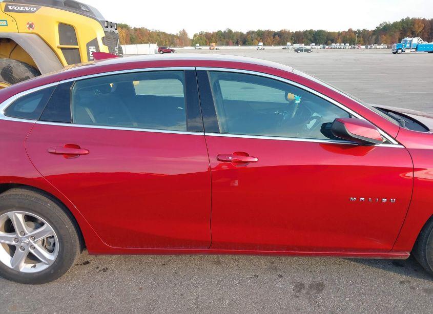 Photo 14 of 2022 Chevrolet Malibu FWD LT (VIN 1G1ZD5ST3NF103359)