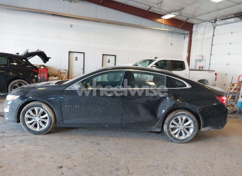 Photo 14 of 2022 Chevrolet Malibu FWD LT (VIN 1G1ZD5ST3NF110070)