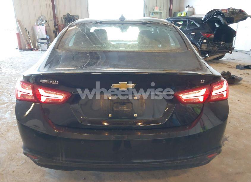 Photo 16 of 2022 Chevrolet Malibu FWD LT (VIN 1G1ZD5ST3NF110070)