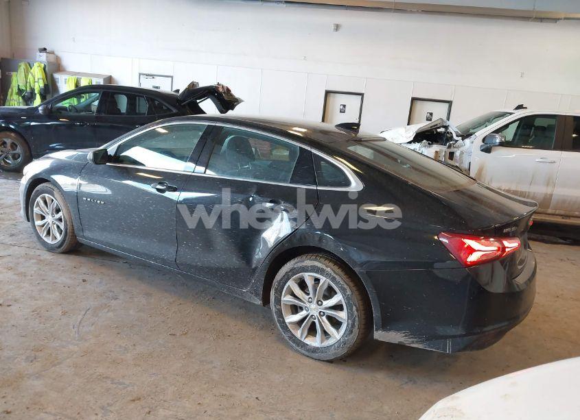 Photo 3 of 2022 Chevrolet Malibu FWD LT (VIN 1G1ZD5ST3NF110070)