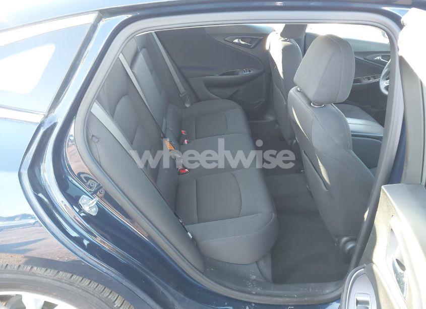 Photo 8 of 2022 Chevrolet Malibu FWD LT (VIN 1G1ZD5ST3NF112370)