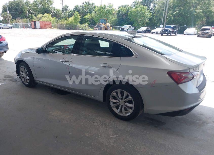 Photo 3 of 2022 Chevrolet Malibu FWD LT (VIN 1G1ZD5ST3NF118833)