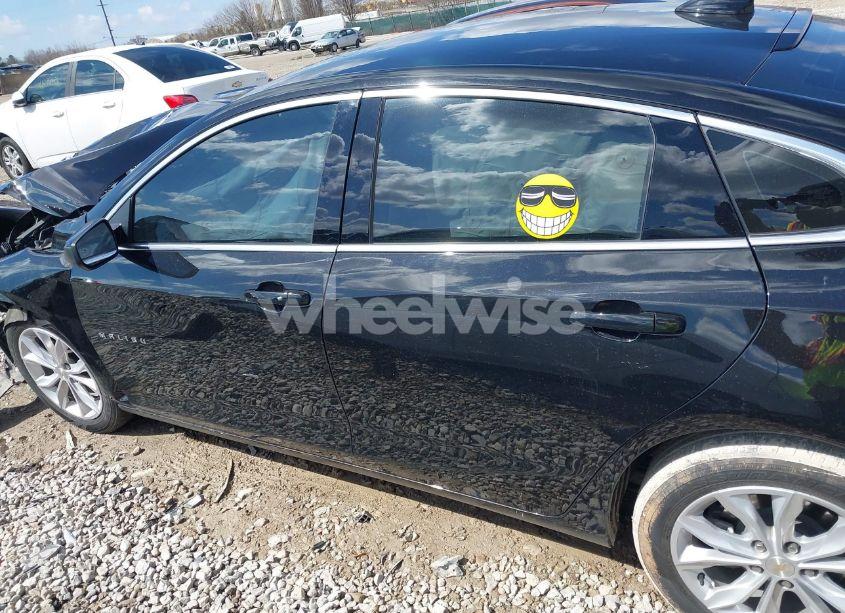 Photo 14 of 2022 Chevrolet Malibu FWD LT (VIN 1G1ZD5ST3NF128777)