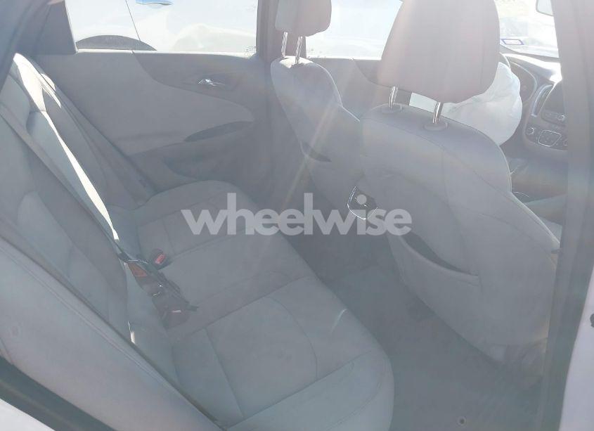 Photo 8 of 2022 Chevrolet Malibu FWD LT (VIN 1G1ZD5ST3NF141061)