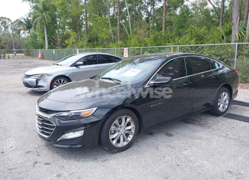 Photo 2 of 2022 Chevrolet Malibu FWD LT (VIN 1G1ZD5ST3NF156529)