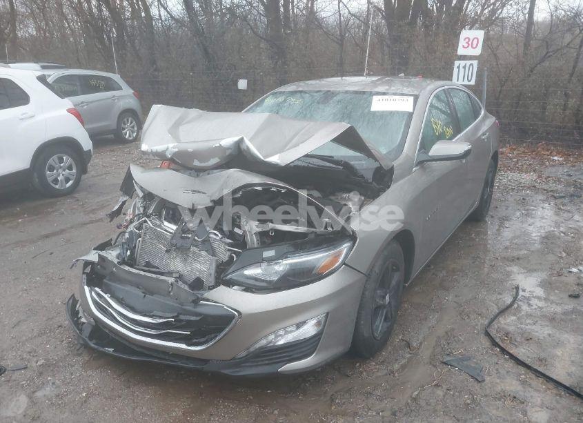Photo 2 of 2022 Chevrolet Malibu FWD LT (VIN 1G1ZD5ST3NF193371)