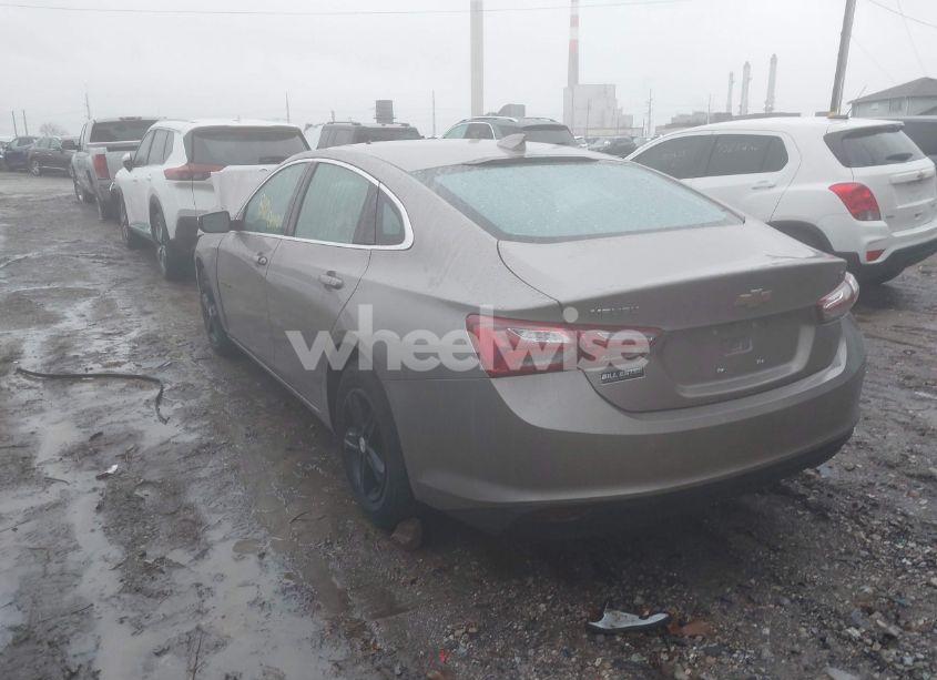 Photo 3 of 2022 Chevrolet Malibu FWD LT (VIN 1G1ZD5ST3NF193371)