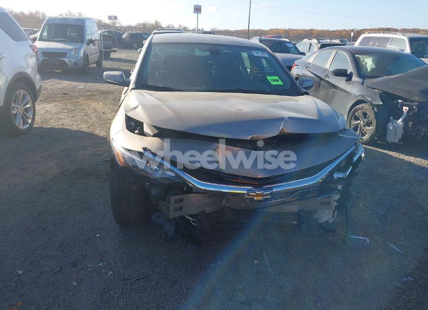 Photo 12 of 2022 Chevrolet Malibu FWD LT (VIN 1G1ZD5ST3NF201775)