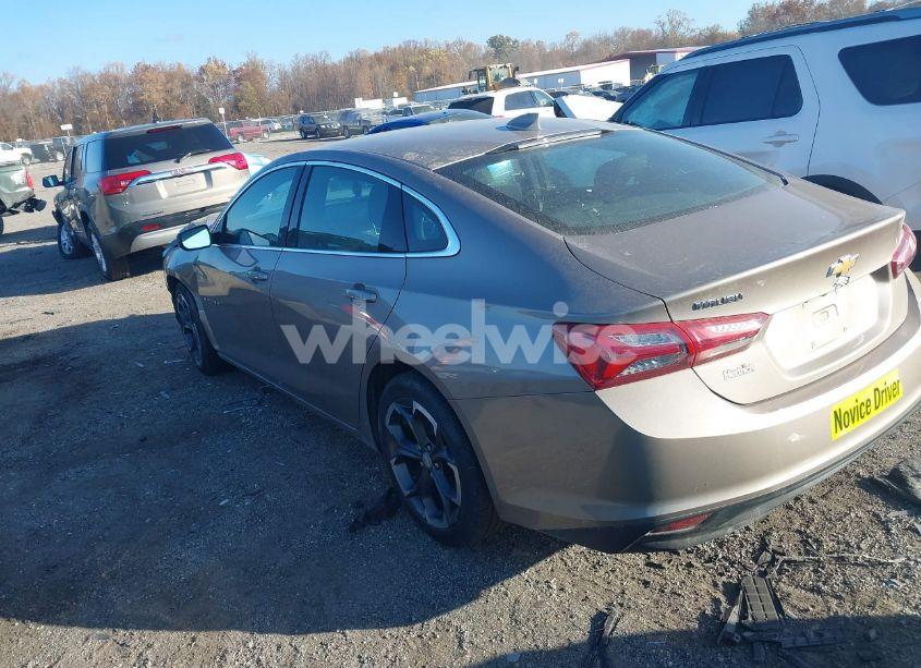 Photo 3 of 2022 Chevrolet Malibu FWD LT (VIN 1G1ZD5ST3NF201775)