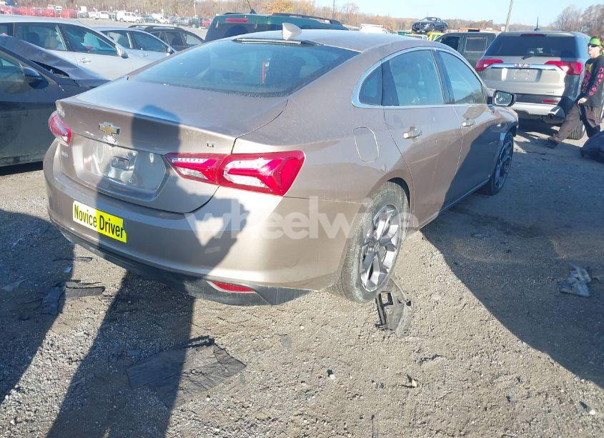 Photo 4 of 2022 Chevrolet Malibu FWD LT (VIN 1G1ZD5ST3NF201775)