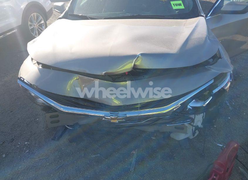 Photo 6 of 2022 Chevrolet Malibu FWD LT (VIN 1G1ZD5ST3NF201775)